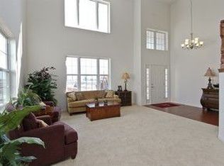 1056 Daytona Way, Hampshire, IL 60140