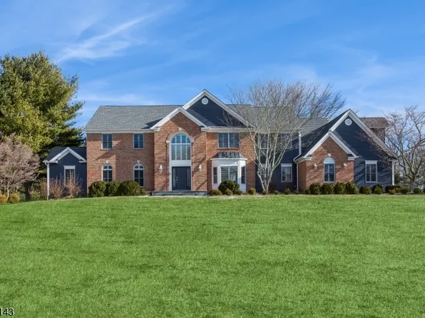 15 Forest View Dr, Chester Twp., NJ 07930