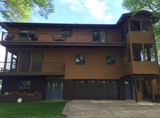 1749-55 Golf Course Blvd, Independence, IA 50644