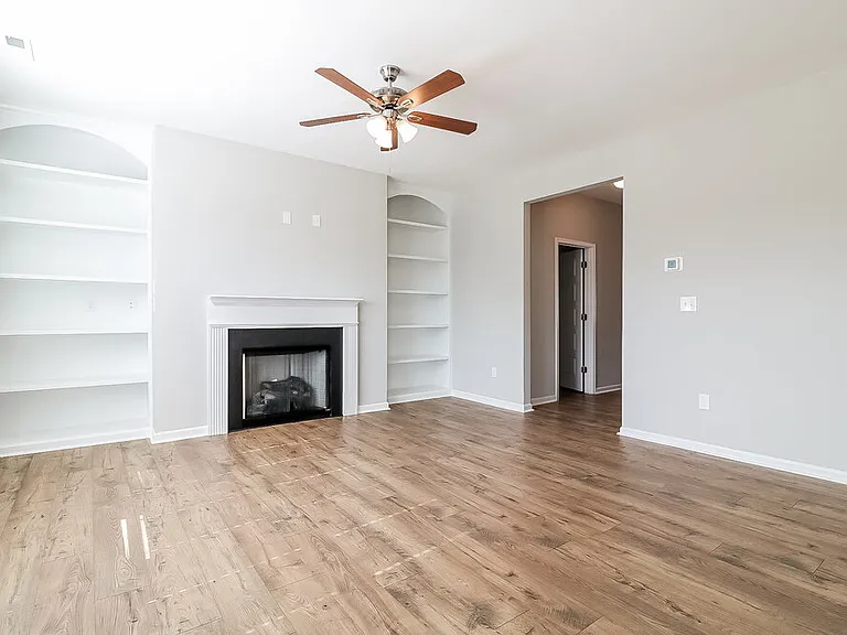 12 Patagonia Pl — Photo 6