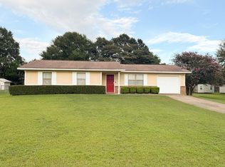 2916 Lonsdale Dr, Dothan, AL 36303