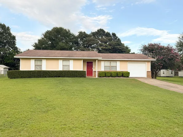 2916 Lonsdale Dr, Dothan, AL 36303