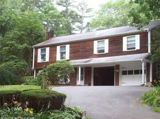 110 Presley Dr, East Boothbay, ME 04544