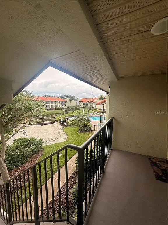 1 bed, 1.0 bath, 665 sqft, $3,300 — Photo 2