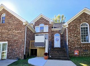 914 S Ridge Rd, Burlington, NC 27217