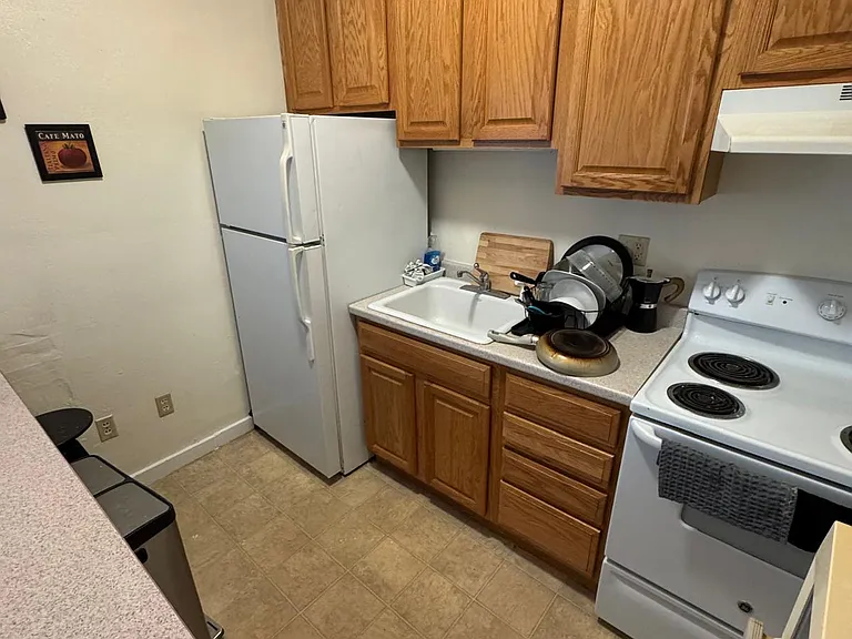 630 Main St #E — Photo 9