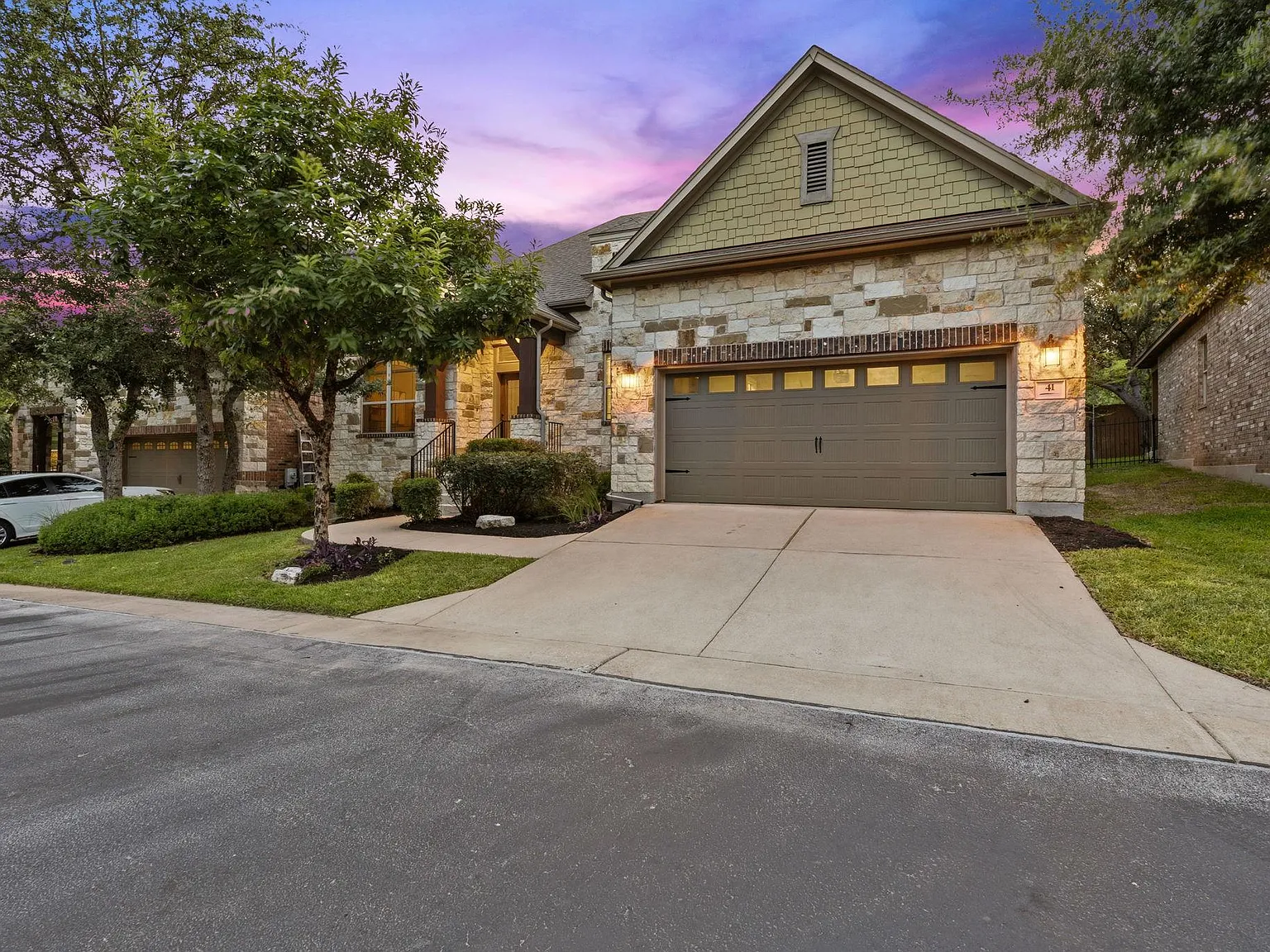 3 bed, 2.5 bath, 2509 sqft, $3,100 — Photo 4