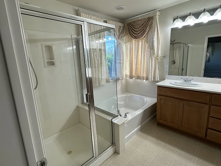 2065 McKenzie Pl — Photo 10
