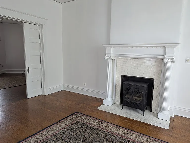 1605 S 3rd St — Photo 11