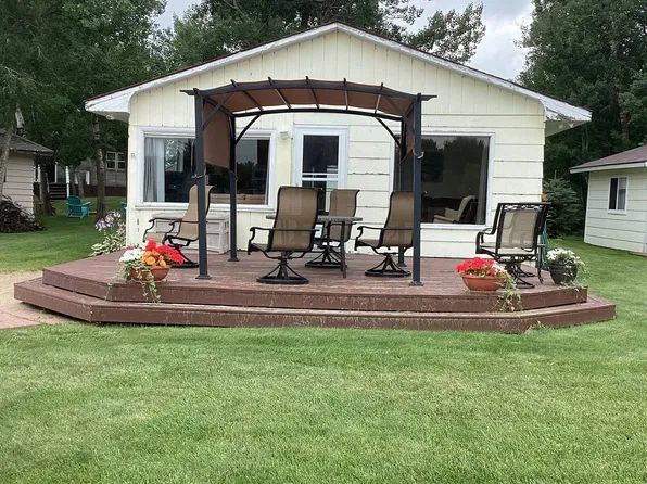 911 Westergard Rd, Bottineau, ND 58318