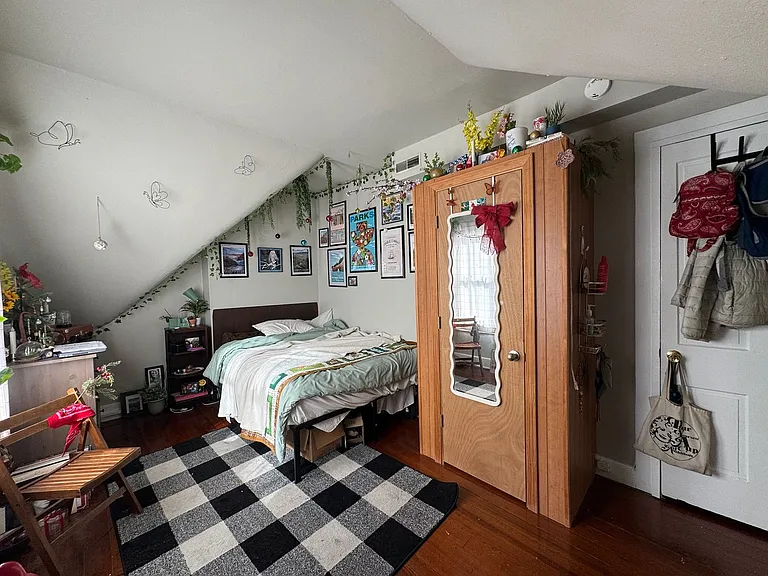 2441 Ohio Ave — Photo 11