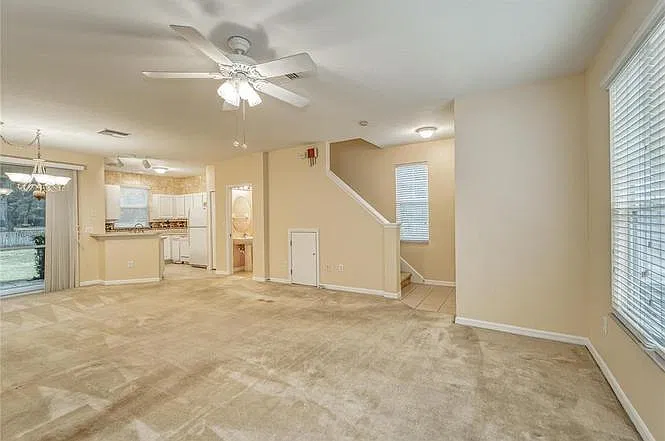 2 bed, 1242 sqft, $2,300 — Photo 4