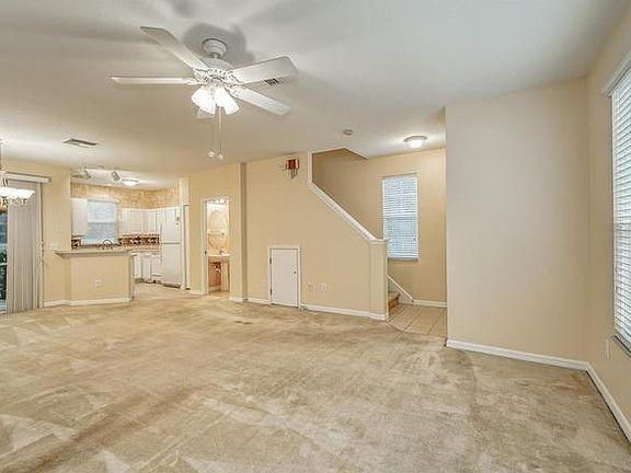 4th image of 2241 Golden Oak Ln