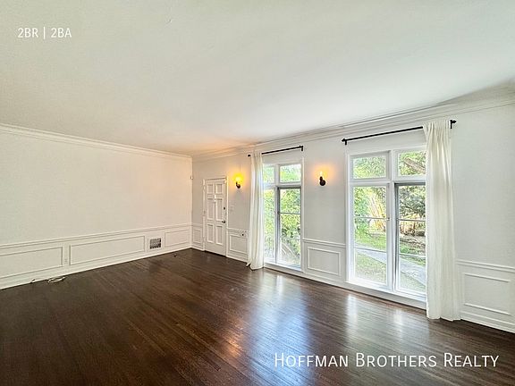 4th image of 1401 N Laurel Ave #A