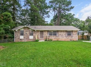 10241 Fox Fire Ter, Jonesboro, GA