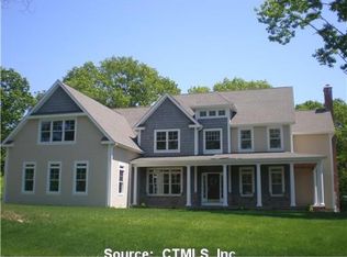 19 Whisper Cove Rd, Old Saybrook, CT 06475