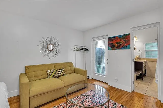1418-1420 Kerlerec St #4 — Photo 6