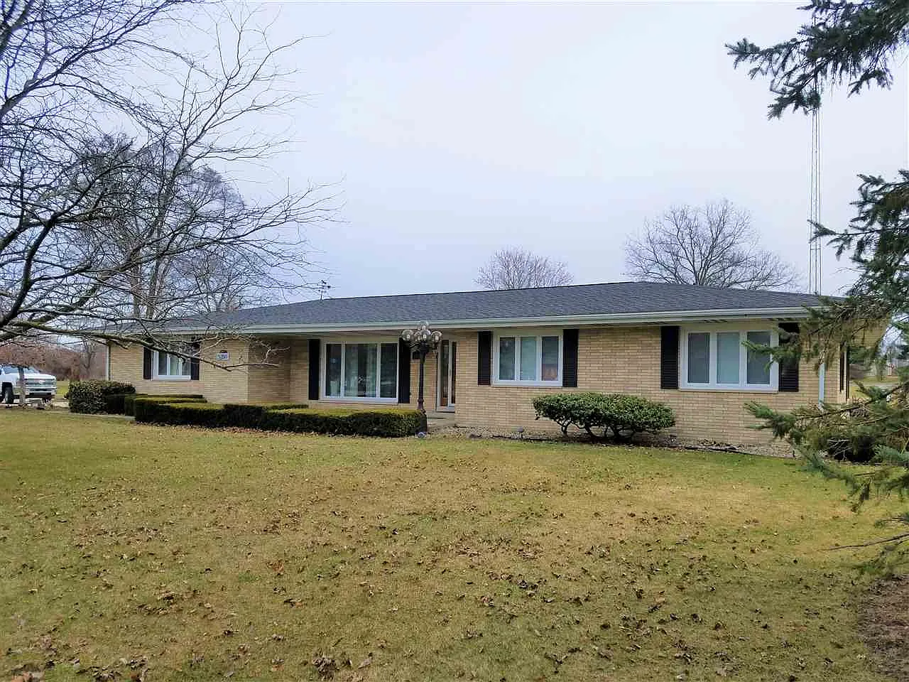 5350 Michigan Rd photo 1