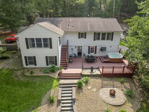 175 Central St, North Reading, MA 01864