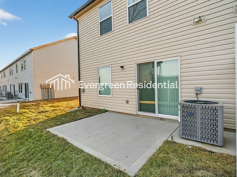 8221 N Berkley Ave — Photo 11