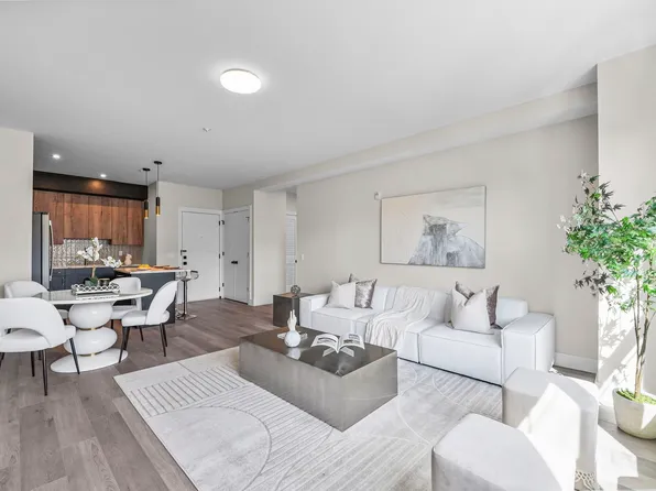 2021 Jones Road image 6 of 12