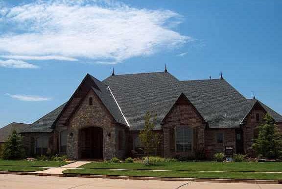 4th image of 325 NW 149th Ter Lot 8
