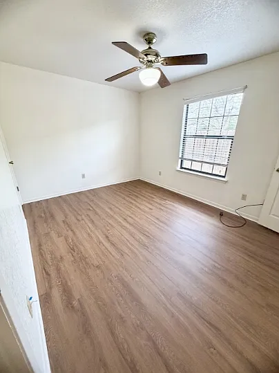 728 W San Antonio St #B — Photo 10