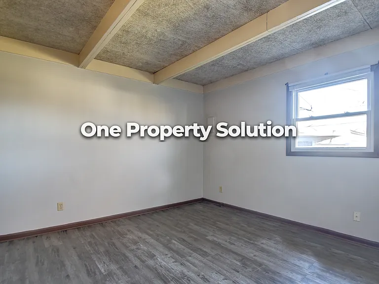 1335 E Logan St #1335 — Photo 13