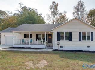 320 Jordan Ln SE, Arab, AL 35016