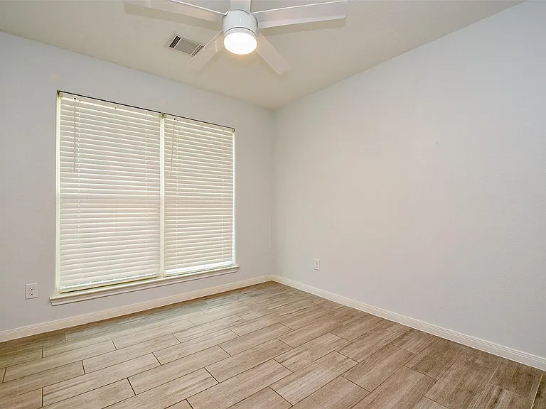 6747 England St #A — Photo 19
