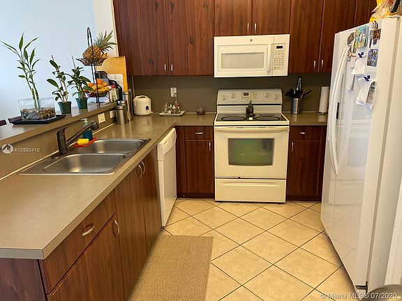 2nd image of 8501 NW 107th Ct