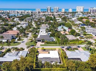 3760 Parkview Way, Naples, FL 34103