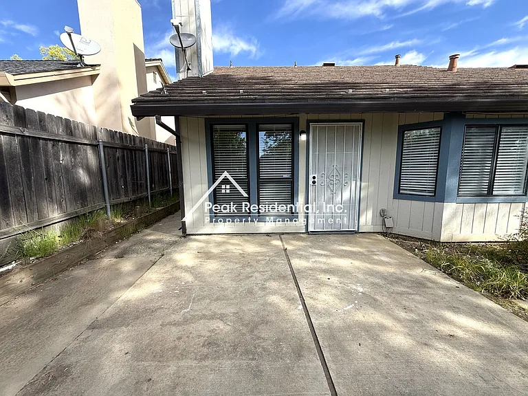 9378 Rolling Glen Ct — Photo 31