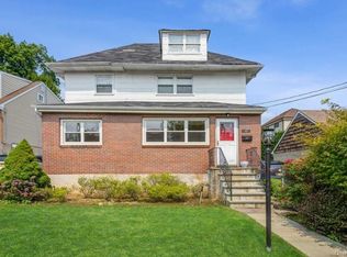 411 4th St, Mamaroneck, NY
