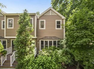 1 Angela Ln, Watertown, MA 02472