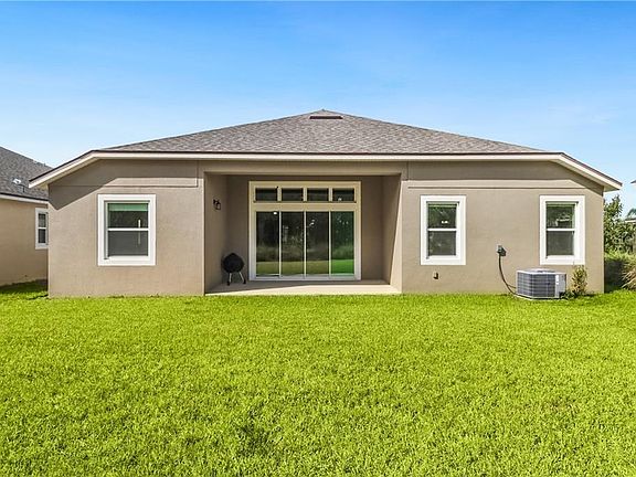 5th image of 2423 Fenetre Ln