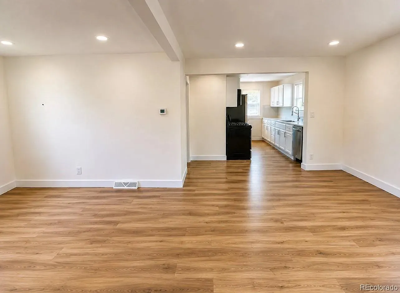 3 bed, 1240 sqft, $2,500 — Photo 3