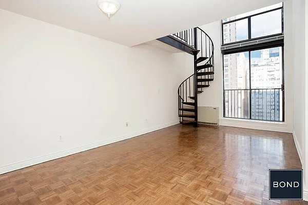 Rented by Bond New York | media 1