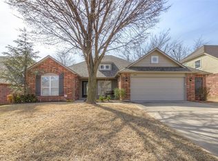 1809 E Jacksonville St, Broken Arrow, OK 74012