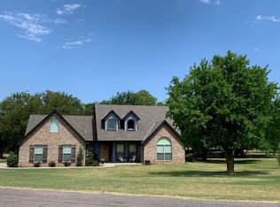 1820 County Road 1208, Tuttle, OK 73089