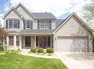 39W338 W Burnham Ln, Geneva, IL 60134