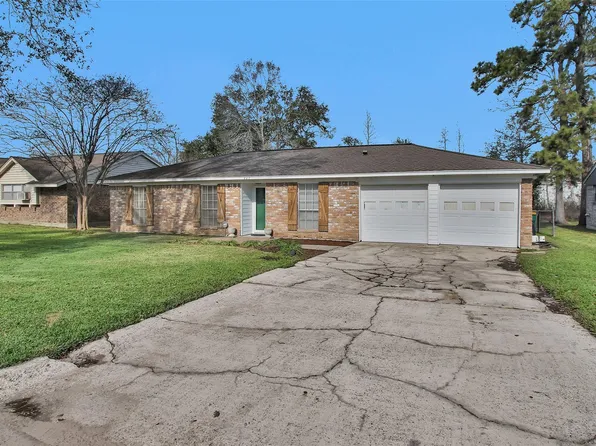 227 Crest Hill Dr, Conroe, TX 77301