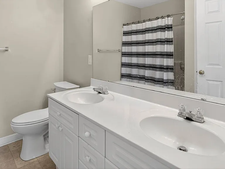 929 Morreene Rd #B36 — Photo 10