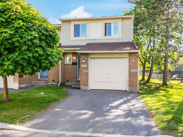 521 Canotia Pl #42, Ottawa, ON K4A 2J2