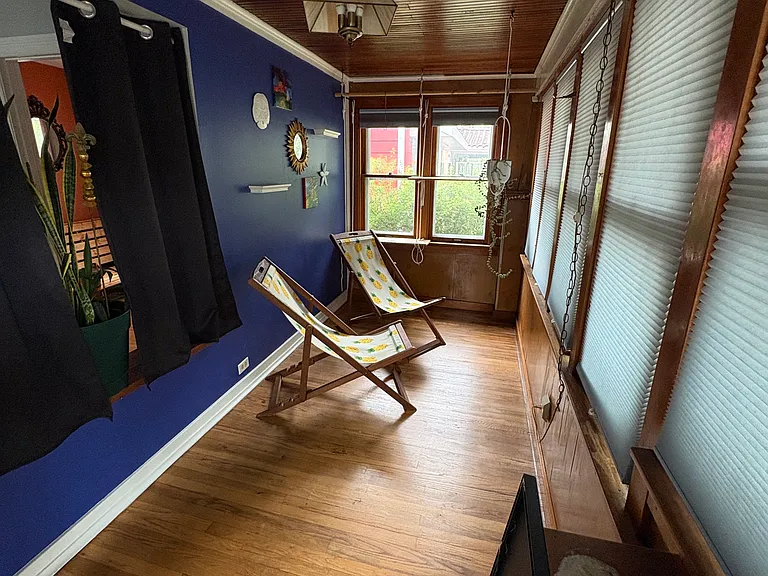 2508 S Superior St — Photo 15
