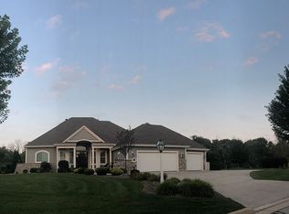 8252 S 43rd St, Franklin, WI 53132
