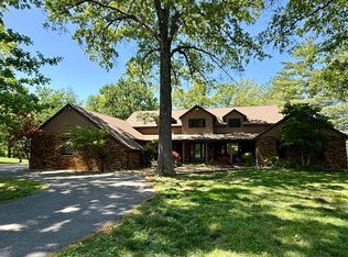 833 N 27th St, Mount Vernon, IL 62864