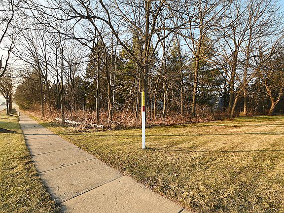 5th image of 8020 W 143rd Pl