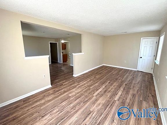 5th image of 129 Wilkenson Dr NE