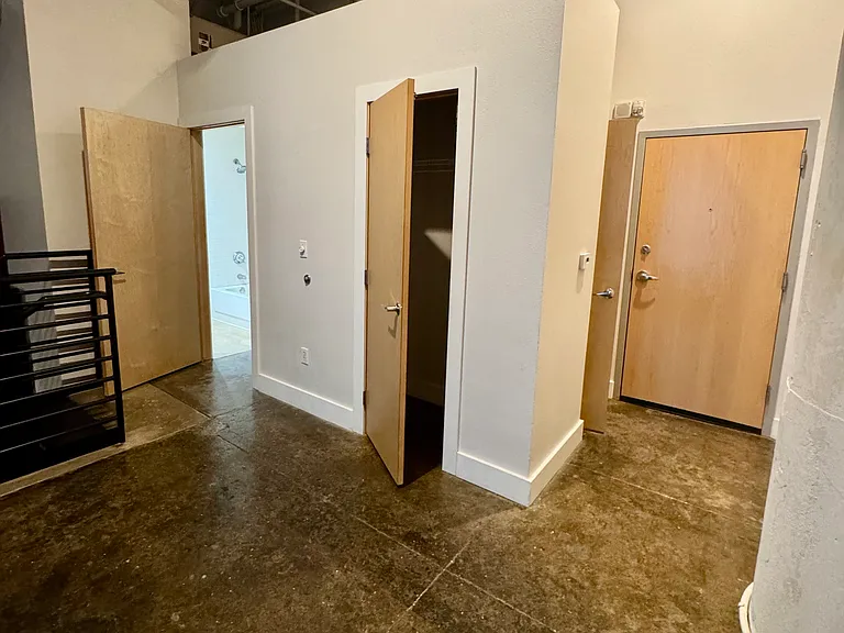 10th Street Lofts — Photo 38